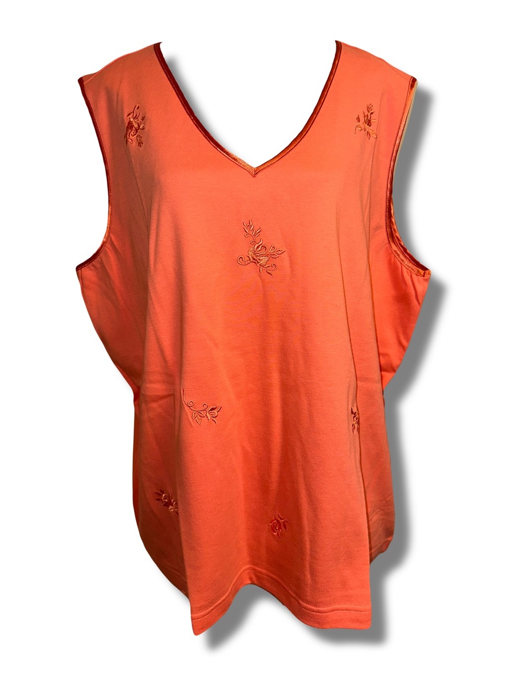 NWT Vtg Embroidered Flower Tank Top